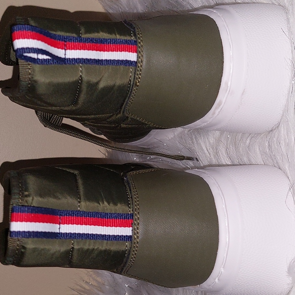 Tommy Hilfiger lady boots